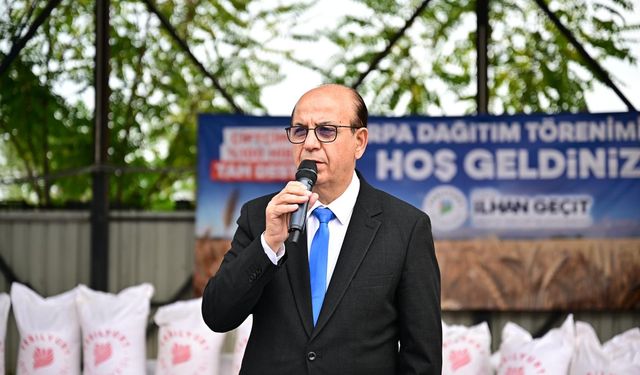 Yeşilyut Belediyesi'nden  50 Ton Arpa Desteği