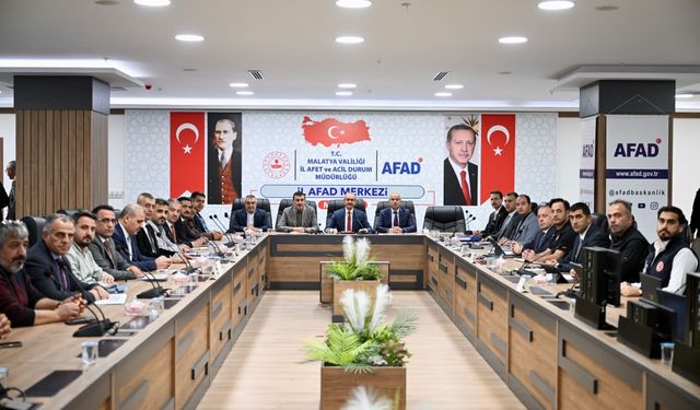 TOKİ ve Emlak Konut Müteahhitleri ile Toplantı Gerçekleştirildi