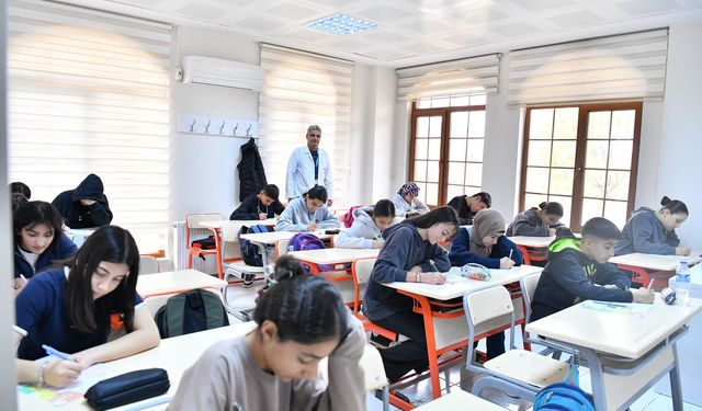 Yeşilyurt Belediyesi’nden Öğrencilere Ücretsiz Kurs Desteği!