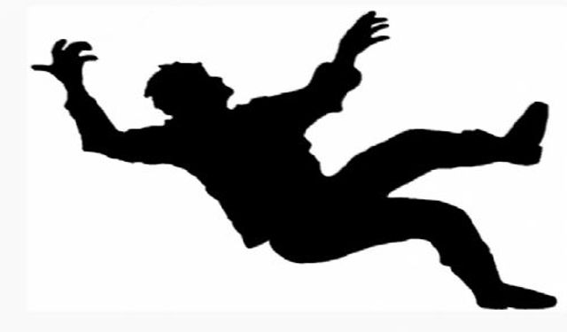 Malatya’da İnşaat İşçisi Çatıdan Düşerek Ağır Yaralandı