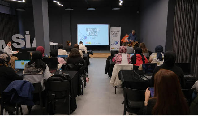 Burak Altun Konya'da Genç İletişimcilerle Buluştu