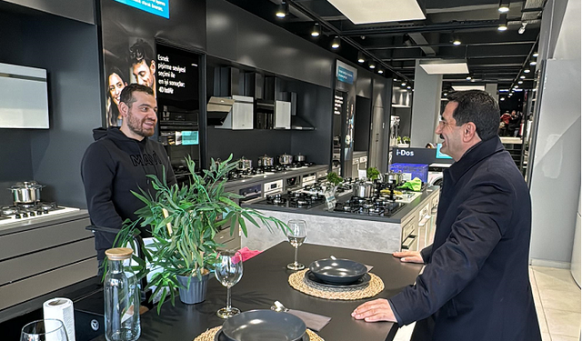 Başkan Taşkın’dan İnönü Caddesi’nde Esnaf Buluşması