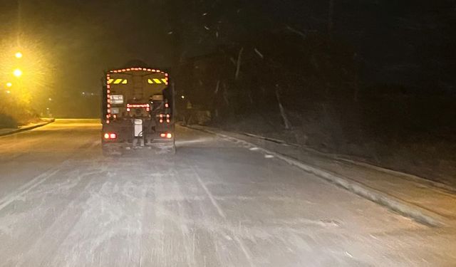 Doğanşehir’de Karla Mücadele Seferberliği: Belediye Ekipleri 24 Saat Görevde