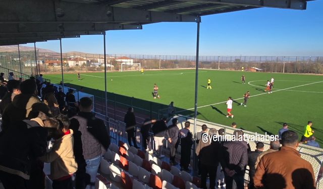 Akçadağspor Sahası'nda Kazandı / 2-1