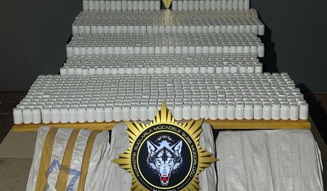 Binlerce Sentetik Hap Ele Geçirildi