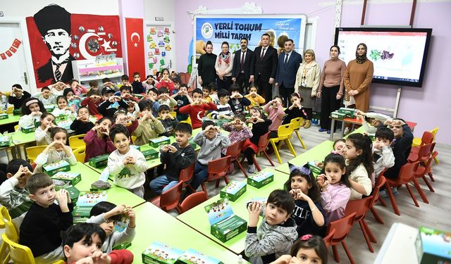 Yeşilyurt Belediyesi’nden Miniklere Tarım Dersi