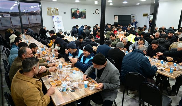 İftar Çadırda Degil, Restoranda