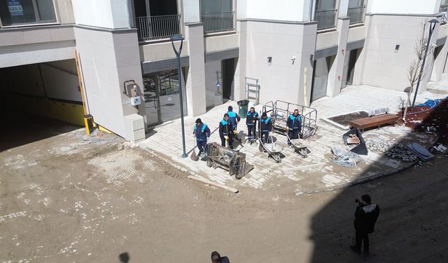 Akpınar Çarşısı’nda Temizlik Çalışmaları Başladı