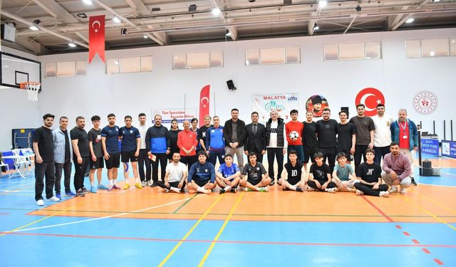 Yeşilyurt Belediyesi 3. Ayak Tenisi Turnuvası Başladı