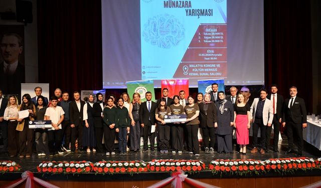 Yeşilyurt’ta Öğrenciler “Başarının Sırrını” Münazara İle Tartıştı