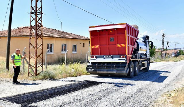 Başkan Geçit; ‘Yeşilyurt'ta Kırsal Mahallelerin Ulaşım Konforu Artıyor’