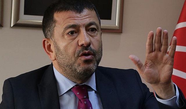 Veli Ağbaba'dan CHP Malatya İl Başkanlığı'na Gece Yarısı Girişi Tepkisi