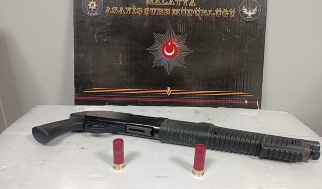 Husumetlisinine Saldırıp Kaçtı
