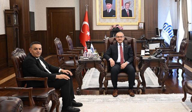 Başkan Sadikoglu'ndan Vali Yavuz'a Ziyaret