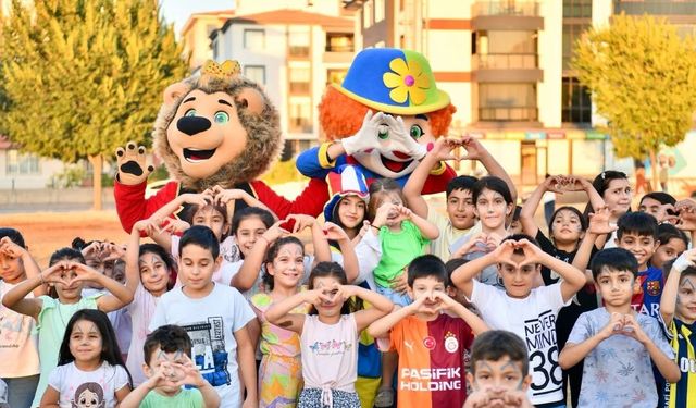 İlyas Mahallesi'nde Yeşilyurt Yaz Akşamları Coşkusu Yaşandı