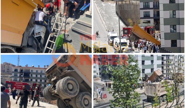 İkizce'de Kamyon Evin Duvarına Girdi