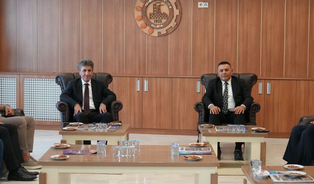 Yeni Banka Müdürlerinden Başkan Sadıkoğlu’na Ziyaret