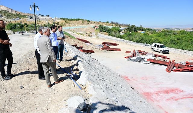 Başkan Taşkın Çarşıbaşı Rekreasyon Alanı’ndaki Çalışmaları İnceledi