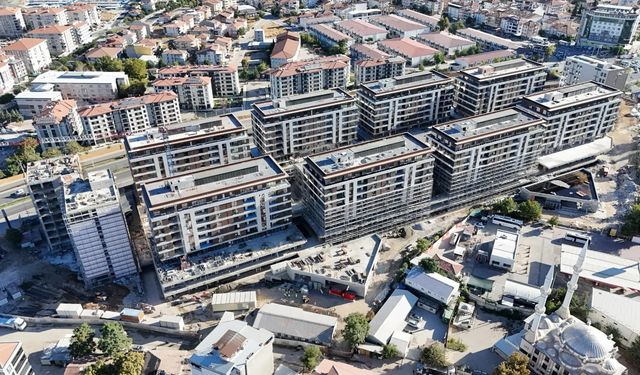 Başkan Taşkın, Eski Hal Binası Alanındaki Projeyi İnceledi