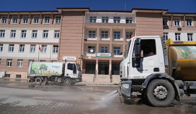 Battalgazi Belediyesi Okulları Yeni Eğitim Dönemine Hazırladı
