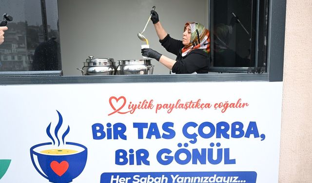 Hasta ve Hasta Yakınlarına Sıcak Çorba İkramı