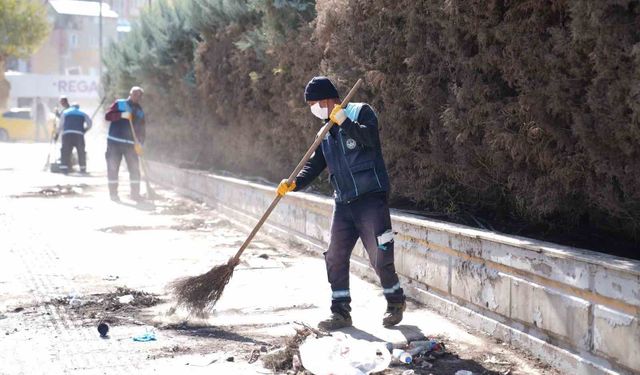 Kalkan Konteyner Alanları Temizleniyor
