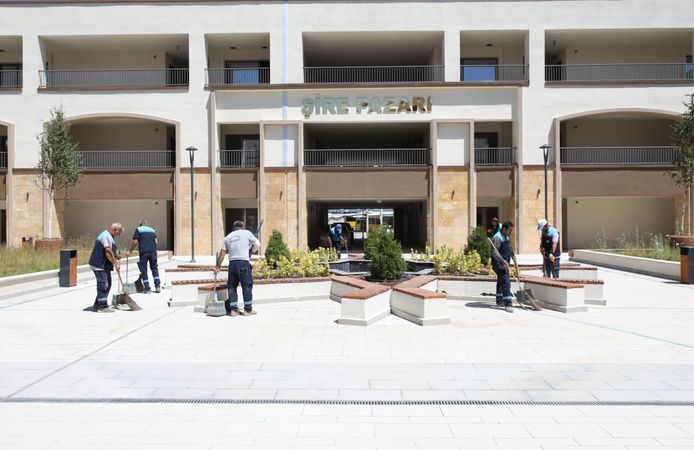 Battalgazi Belediyesi’nden Akpınar Çarşısı’nda Temizlik Çalışması