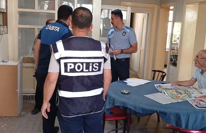 Battalgazi’de Kumar Oynatılan İş Yerlerine Mühürleme İşlemi