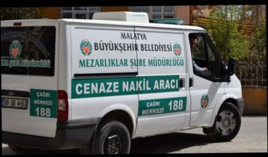 Akrabaları Yaşlı Adamın Cansız Bedeni İle Karşılaştı