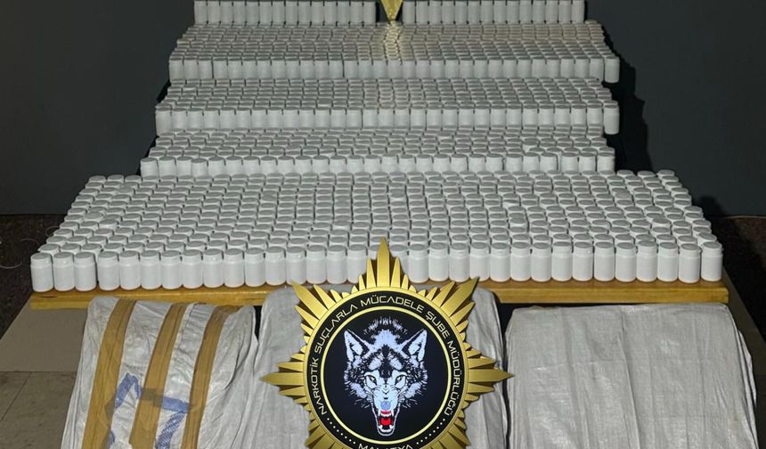 Binlerce Sentetik Hap Ele Geçirildi