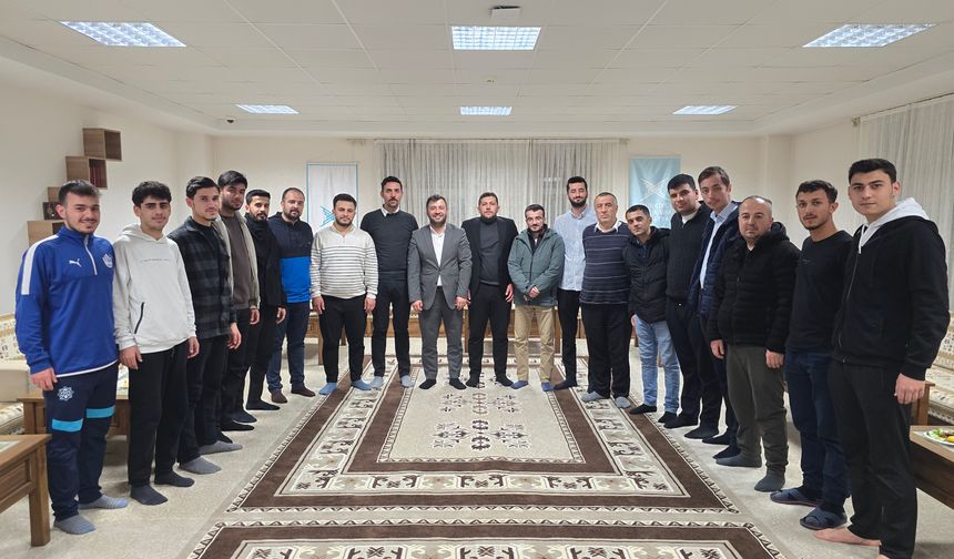 Battalgazi Belediyesi’nden Öğrencilere Yemek İkramı