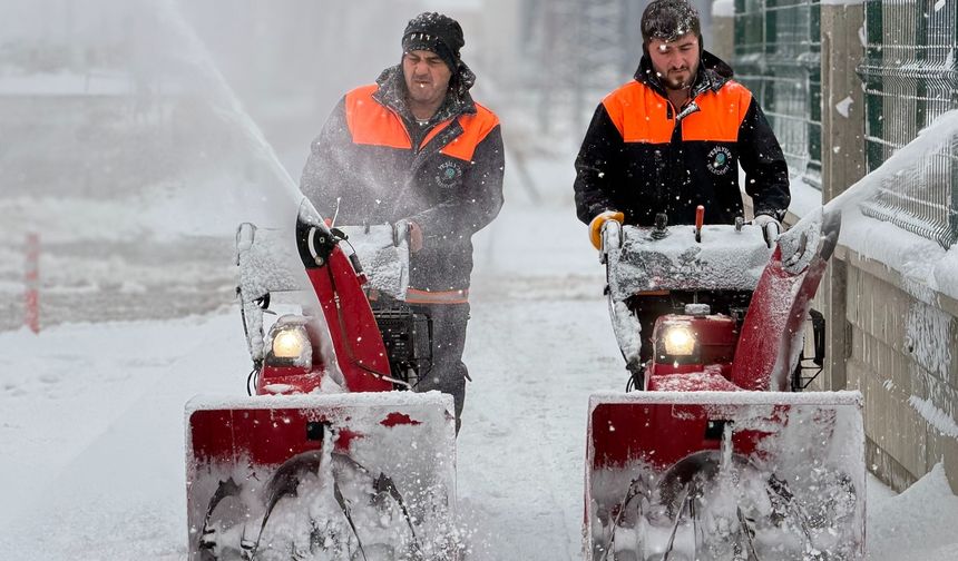 Yeşilyurt'ta 7/24 Karla Mücadele