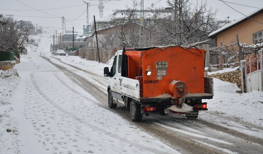 Yeşilyurt Belediyesi'nden Karla Mücadele