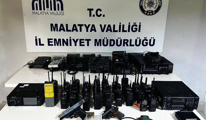 Polis Frekanslarını Dinleyen 6 Şüpheli Yakalandı