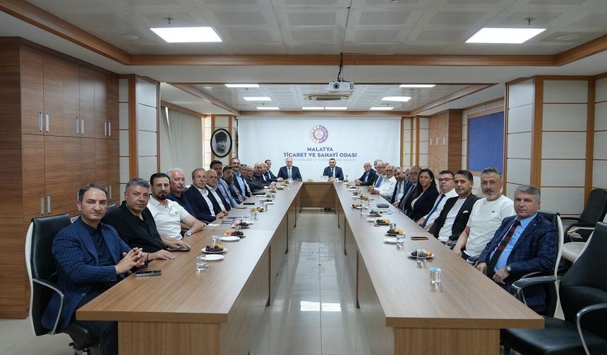 Başkan Sadıkoğlu'ndan Malatya Kayısısı" ibaresi ve coğrafi işaret logosu