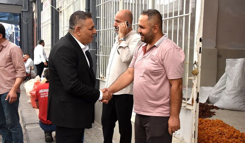 Başkan Sadıkoğlu: 'Kayısıda herkes kazanmalı'