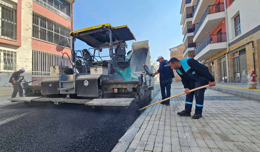 Battalgazi Belediyesi'nden Toki Yollarına Asfalt