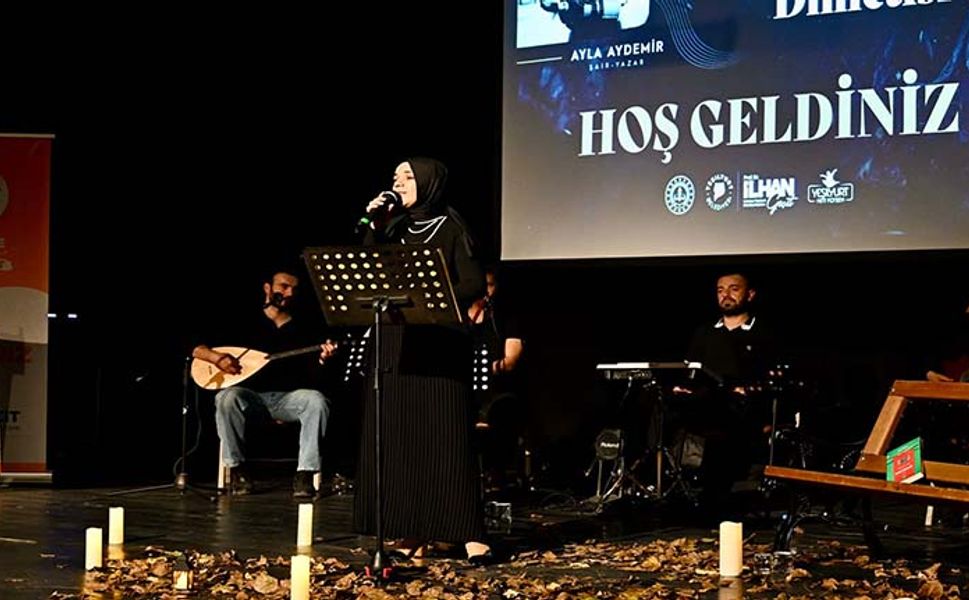 Yeşilyurt’ta Şiir ve Müzik Buluşması