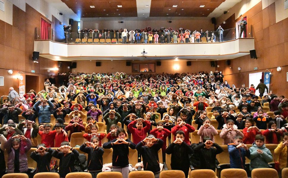 Yeşilyurt Belediyesi’nden “Önem” Projesine Renkli ve Coşkulu Şenlik Desteği!
