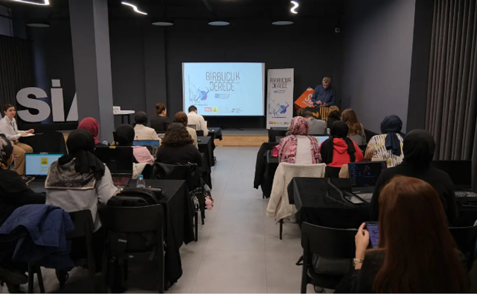 Burak Altun Konya'da Genç İletişimcilerle Buluştu