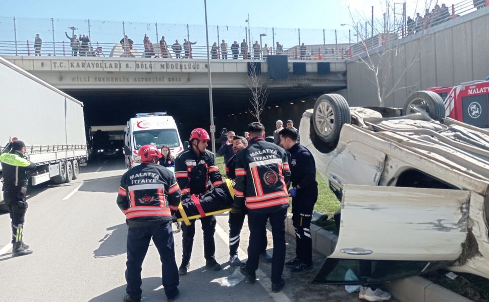 Otomobil Takla Attı: 1 yaralı