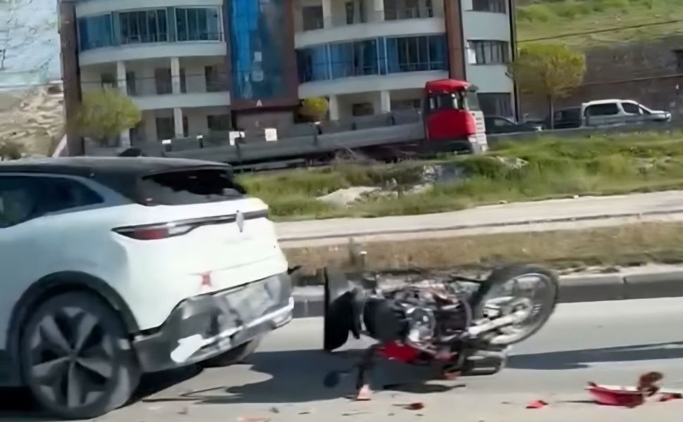 Motosiklet Sürücüsü Yaşamını Yitirdi