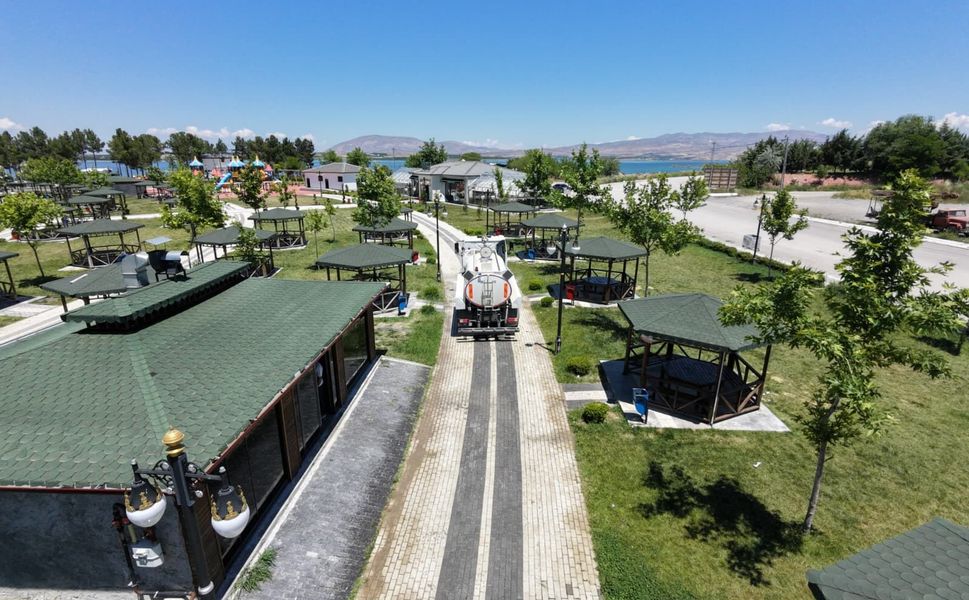 Battalgazi Belediyesi’nden Kırkgöz Sahil Parkı’nda Temizlik Çalışması