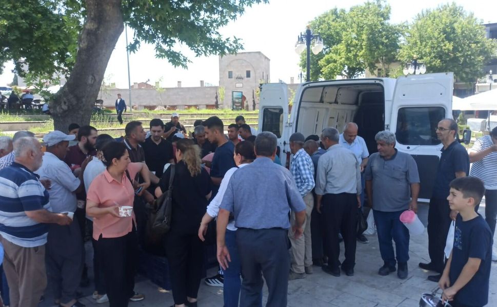 Battalgazi'de 4 Bin Kişiye Aşure Dağıtıldı