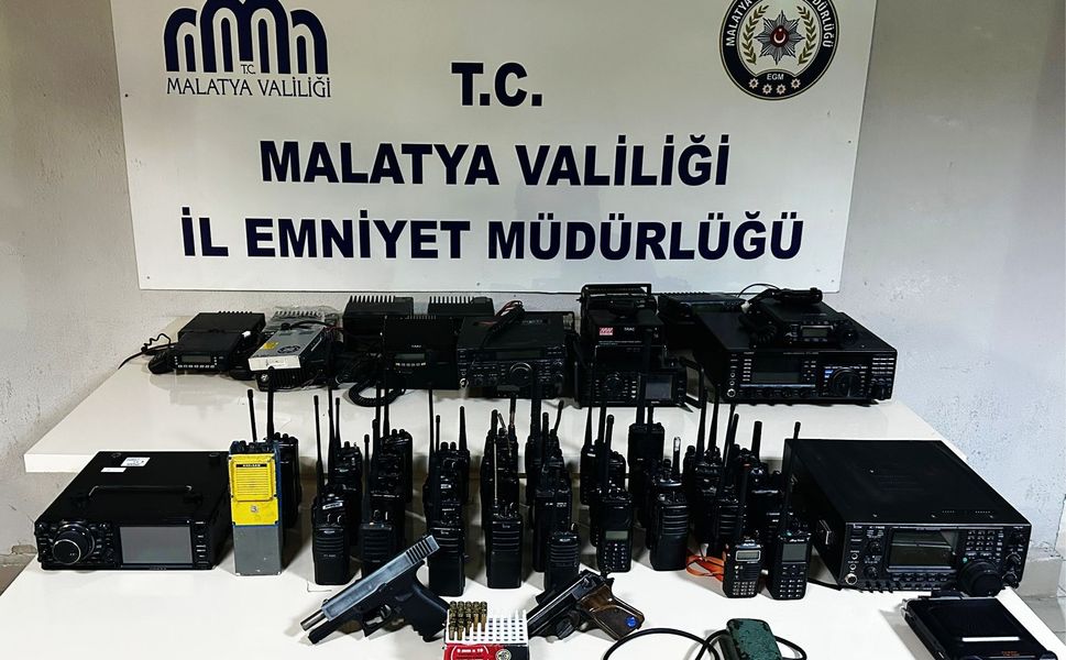 Polis Frekanslarını Dinleyen 6 Şüpheli Yakalandı
