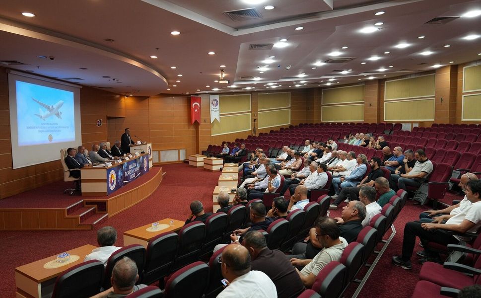Başkan Sadıkoğlu, uçak sefer sayısının artırılması için girişimde bulundu
