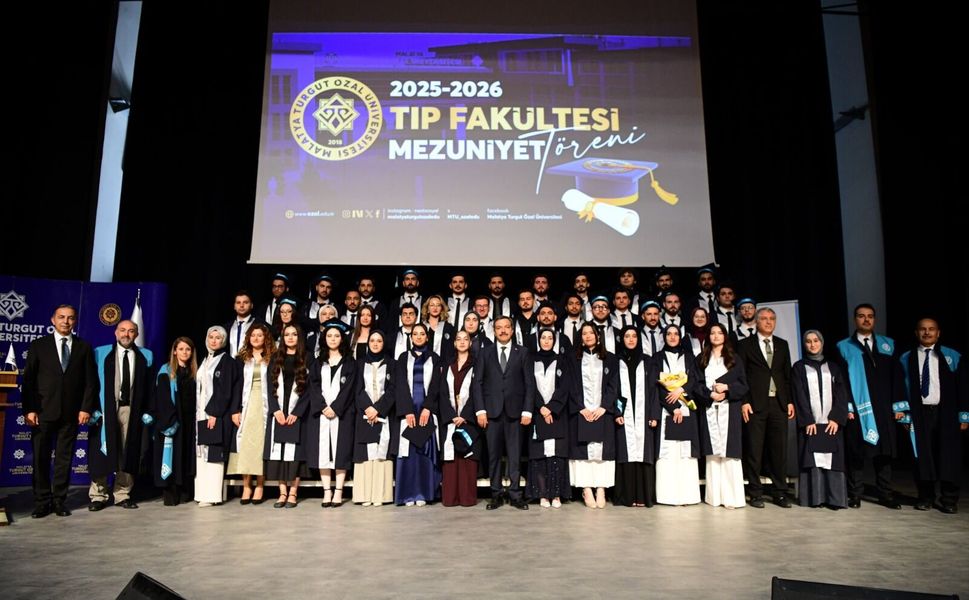 MTÜ Tıp Fakültesinde Tarihi Gün: İlk Mezunlar Meslek Hayatına Uğurlandı
