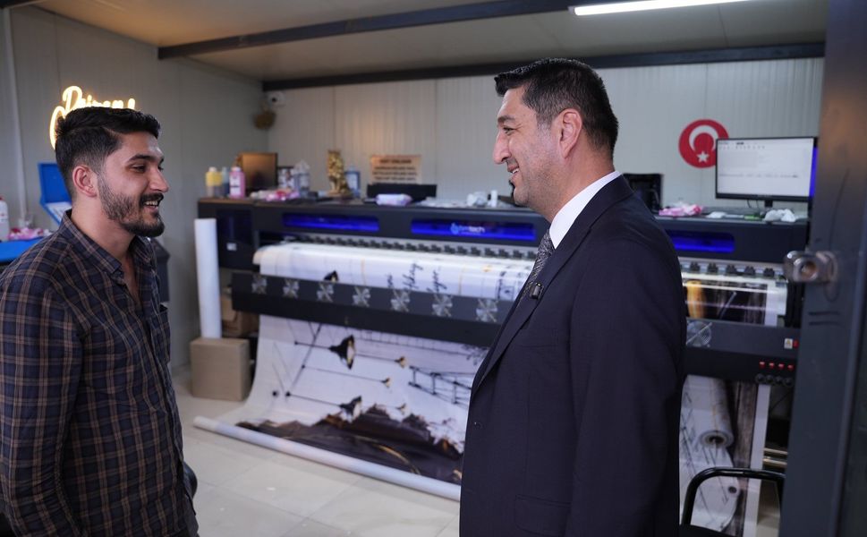 Mahmut Boyraz Konteyner Çarşılarındaki Esnafı Ziyaret Etti
