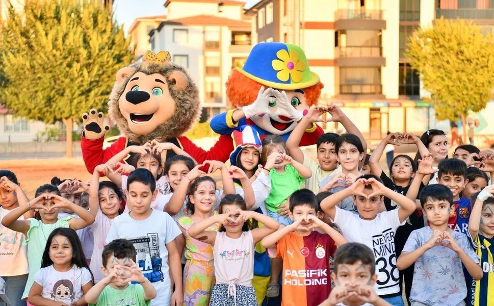 İlyas Mahallesi'nde Yeşilyurt Yaz Akşamları Coşkusu Yaşandı