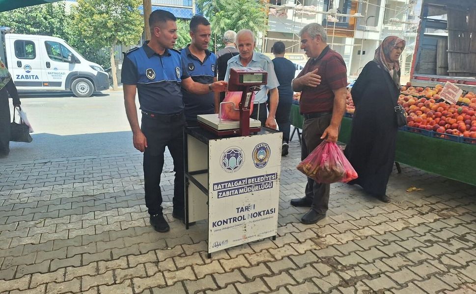 Battalgazi’deki Semt Pazarlarında Denetim Sürüyor